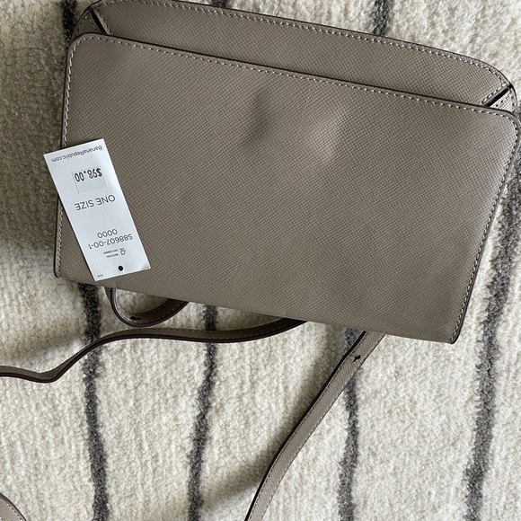 New - Banana Republic leather  crossbody - Picture 3 of 8